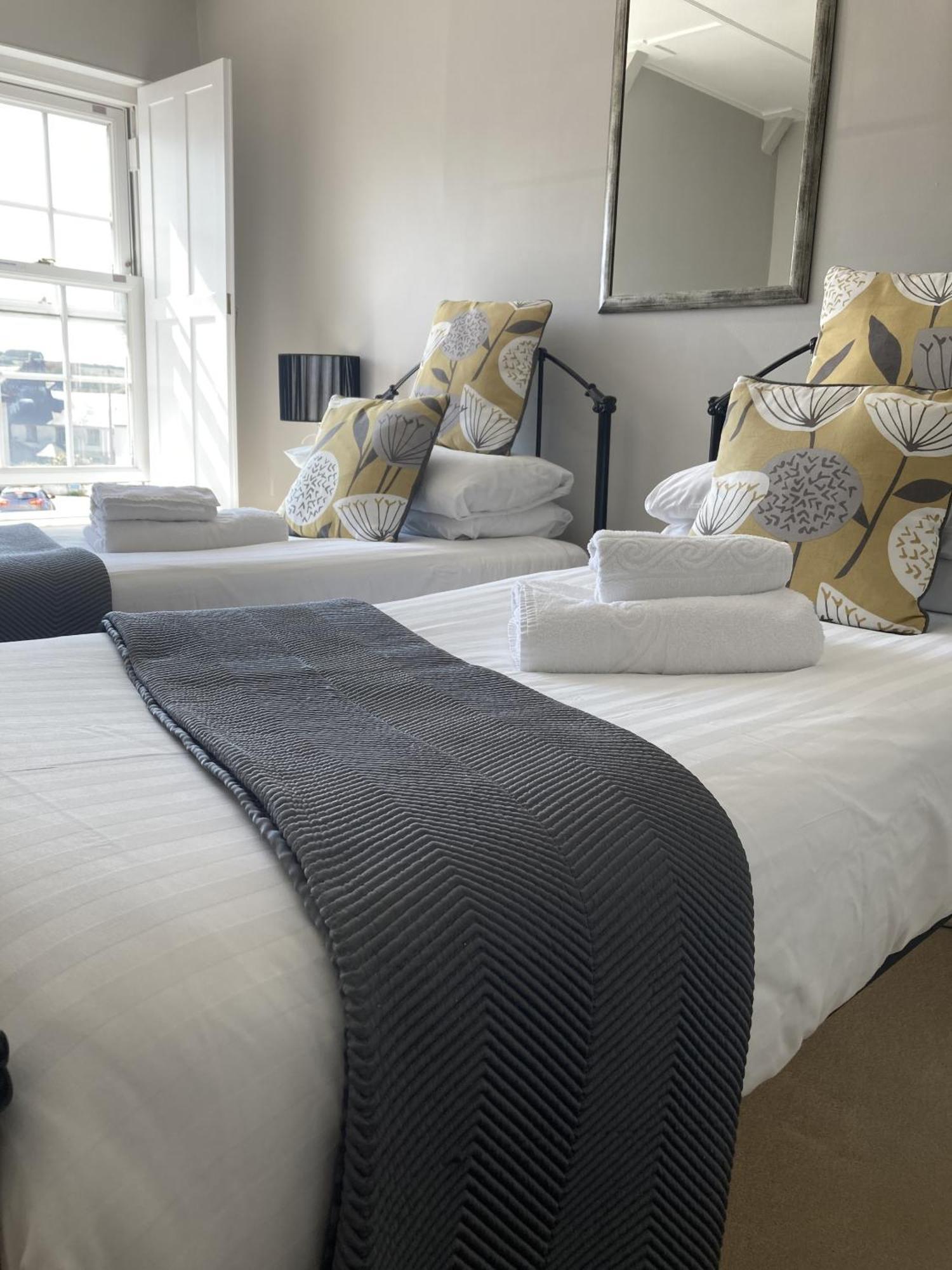 Bed and Breakfast Old Temperance House Saint Keverne Habitación foto